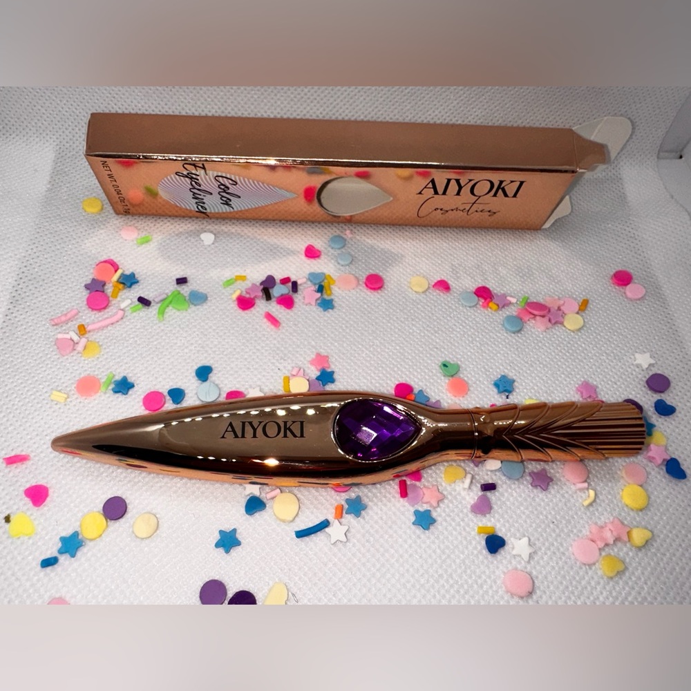 Purple liquid eyeliner